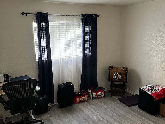 5th image of 2853 Broadway #0