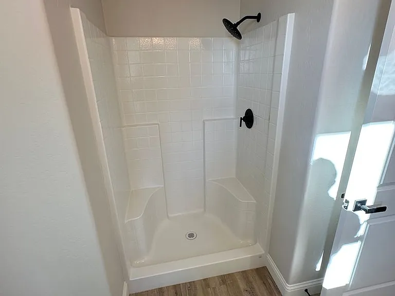 134 N Purdue Ave — Photo 12