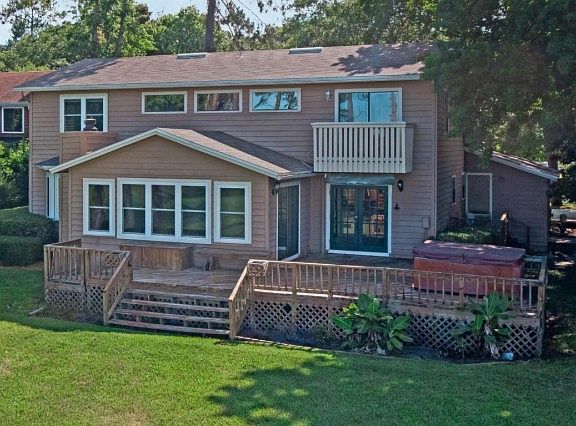 2nd image of 4839 Marsh Hammock Dr E