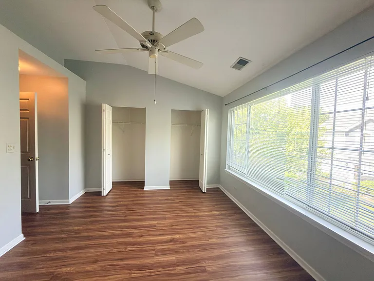 11 S Oakhurst Dr — Photo 12