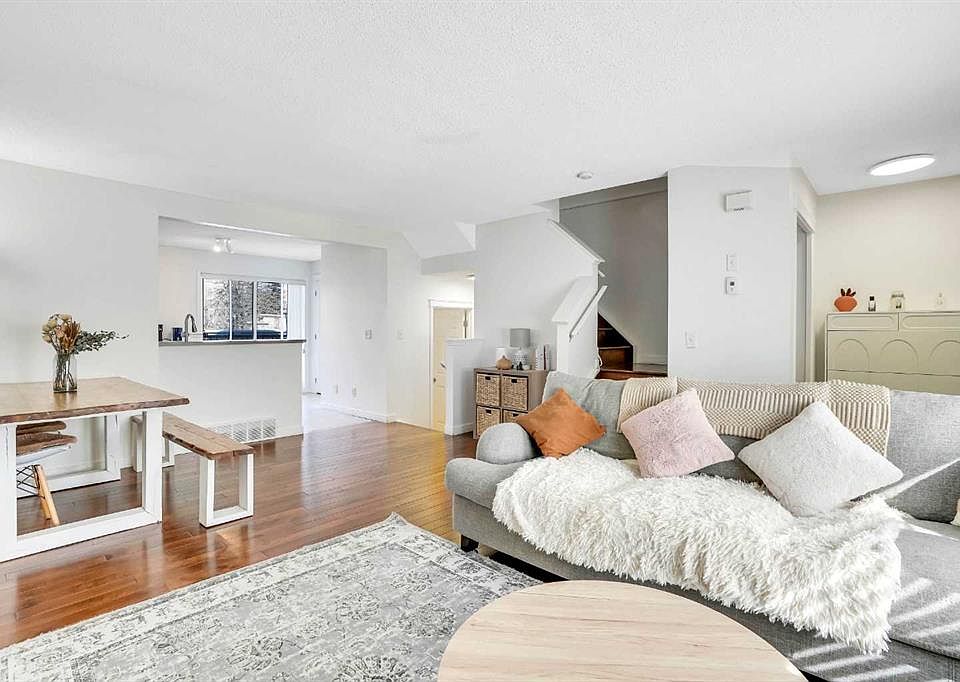 1st image of 142 S Panatella Park NW