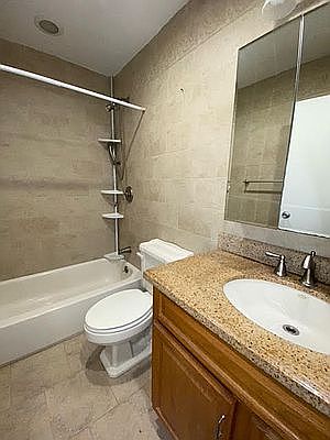 1st image of 2046 Bergen Ave APT 2