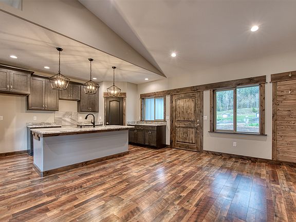 5th image of 623 Kirchey Creek Dr