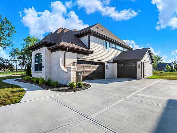 3rd image of 8436 Shallow Creek Ct