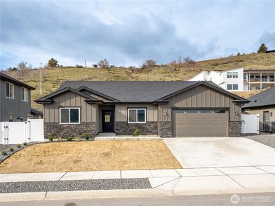 1006 Spring Mountain Drive, Wenatchee, WA, 98801