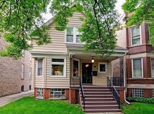 2047 W Pensacola Ave, Chicago, IL 60618