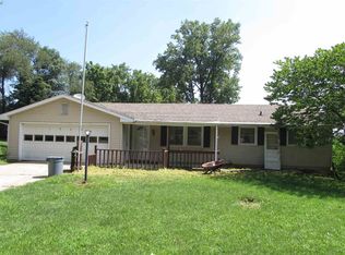 1905 S Coffee Tree Ln, Columbia City, IN 46725