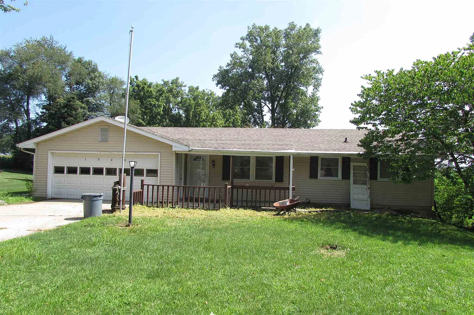 1905 S Coffee Tree Ln photo 1