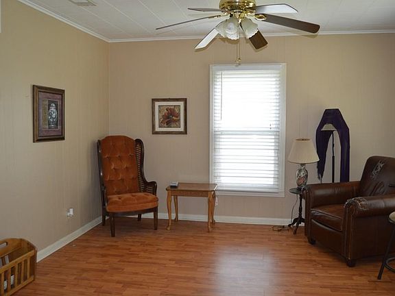 5th image of 3118 Dawkins St