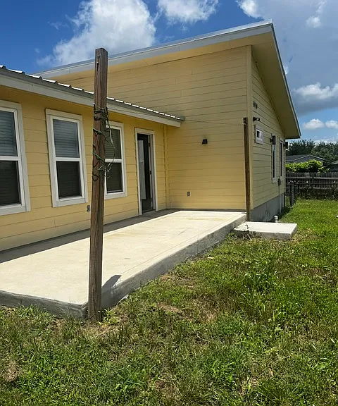 116 Harlequin Cv — Photo 17