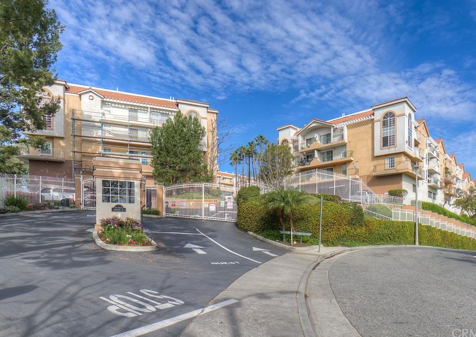 1st image of 4755 Templeton St APT 2206