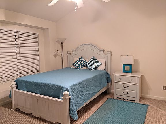 4th image of 230 Blue Robin Way