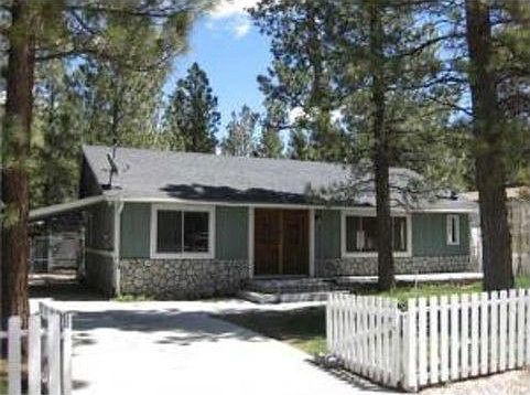 1st image of 1116 Hemlock Ln