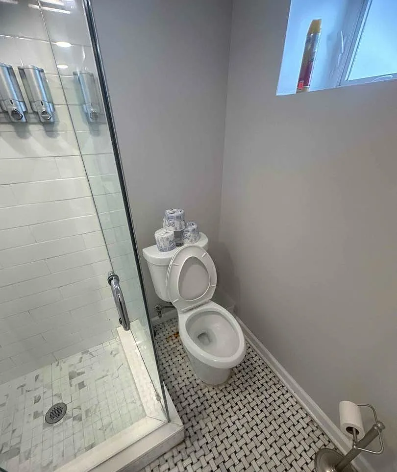 2 bed, 1000 sqft, $3,250 — Photo 2