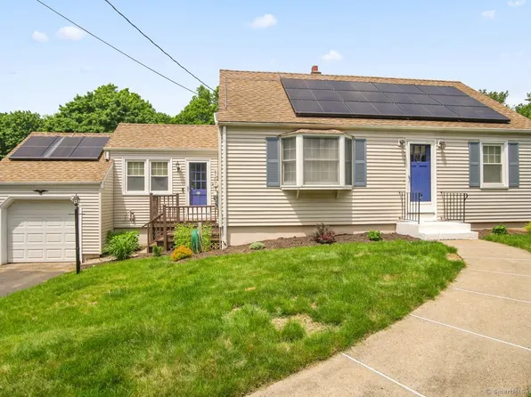 321 Swain Avenue, Meriden, CT 06450