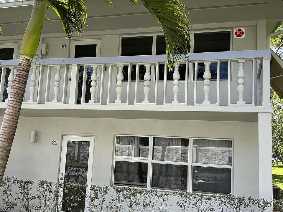 1st image of 40 Ventnor Drive
