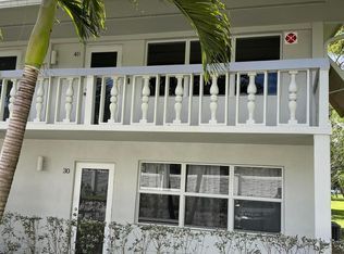 40 Ventnor Dr, Deerfield Beach, FL 33442