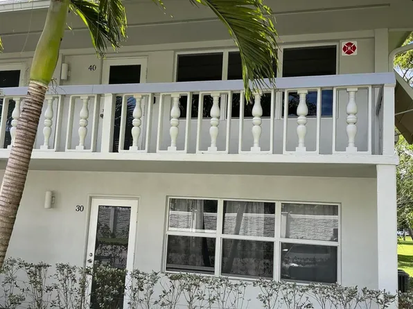 40 Ventnor Drive, Deerfield Beach, FL 33442