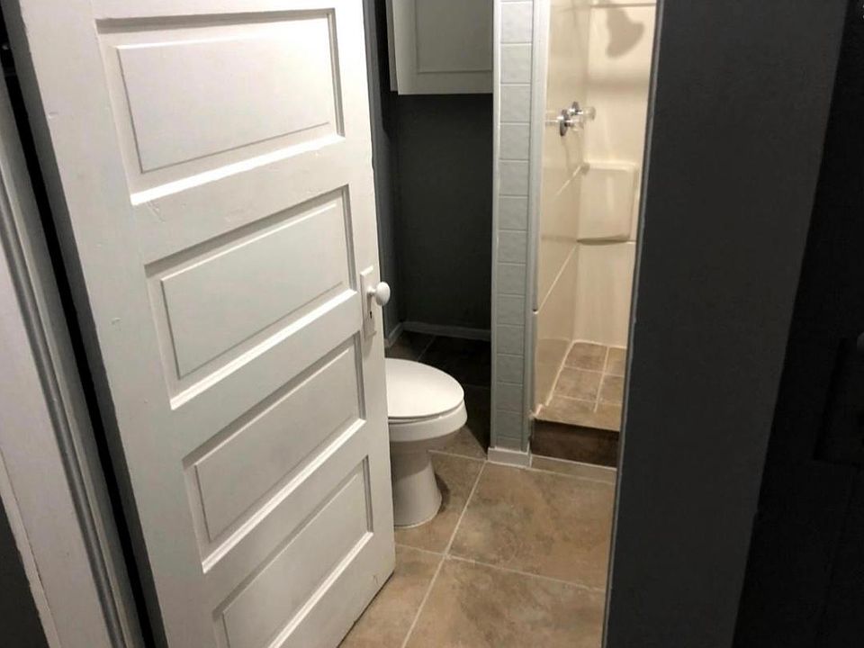 309 E Nelson St Bowie TX Zillow