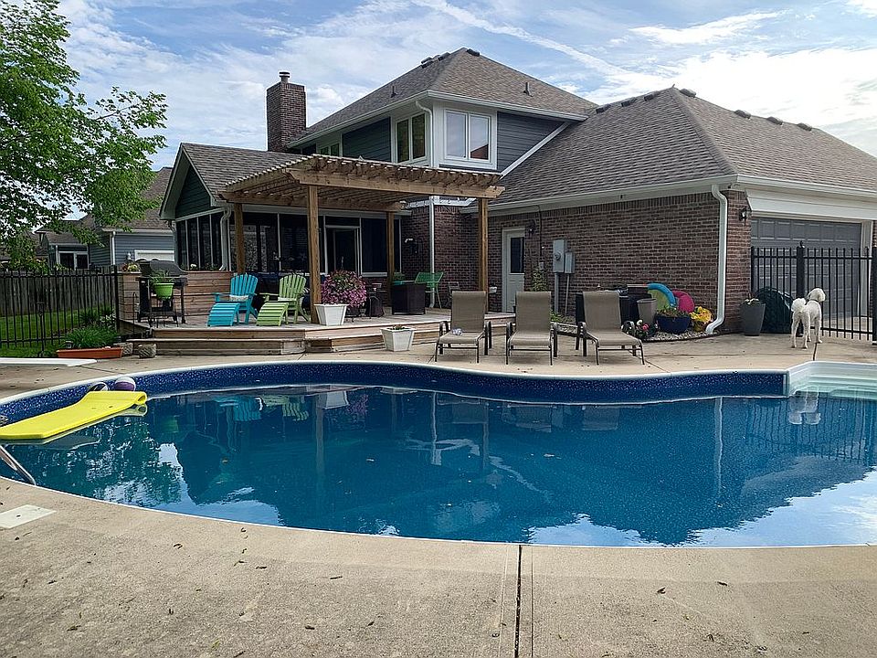 2nd image of 1726 Cardinal Ln