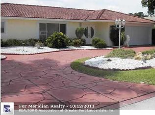 2480 NE 46th St, Lighthouse Pt, FL 33064