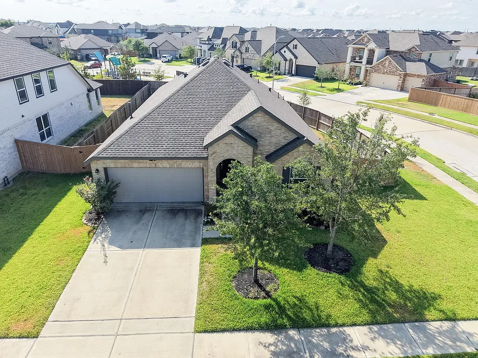 8446 Manta Ray Dr