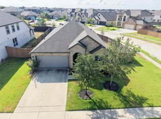8446 Manta Ray Dr, Cypress, TX 77433