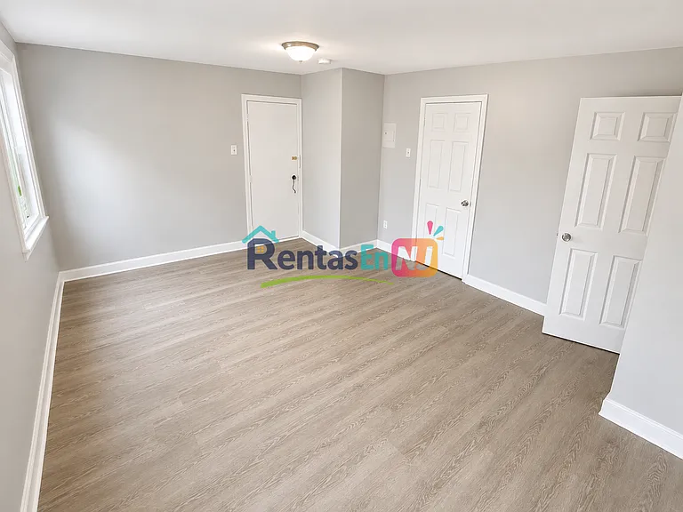 198 Parker St #2B — Photo 3