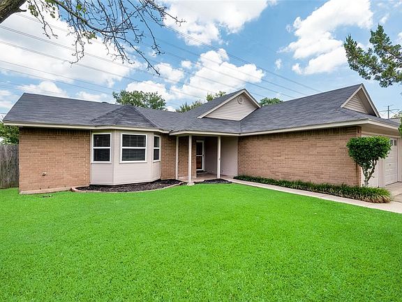 4th image of 4401 Coventry Dr