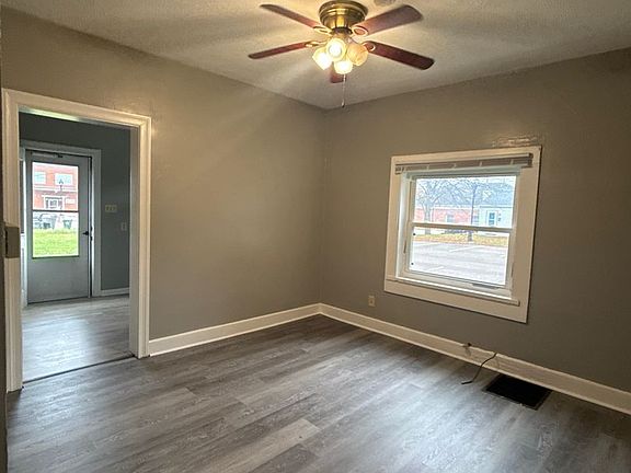 5th image of 26 E Main St #A