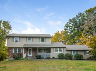 37 Hilda Dr, Mahopac, NY 10541