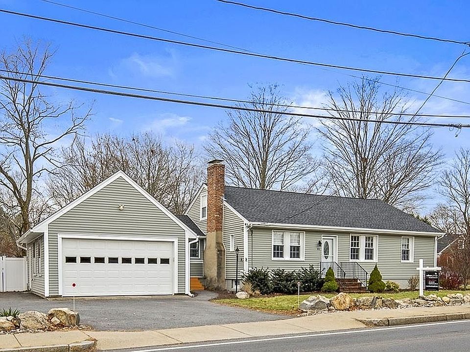 1st image of 81 Parker St