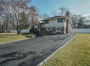 45 Ruth Blvd, Commack, NY 11725
