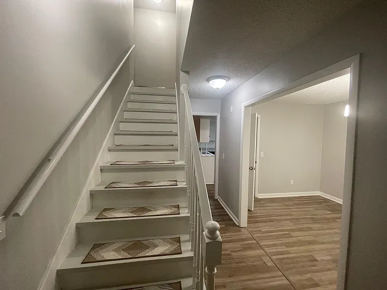 3415 Mastin Lake Rd NW #1 — Photo 12