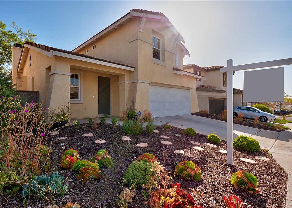 2nd image of 2796 Red Rock Canyon Rd