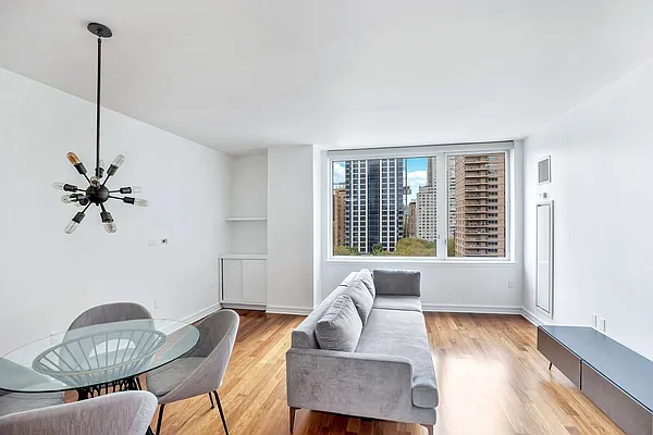 Rented by New York Residence | media 24