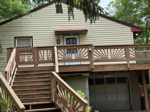 2 Margaret Ln, Vernon Twp., NJ 07461
