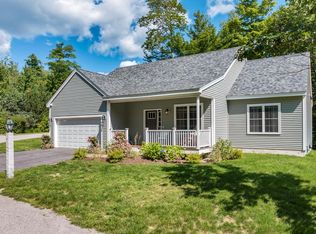 4 Cedar Dr, Wolfeboro, NH 03894