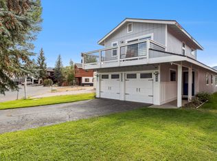 464 Christie Dr, South Lake Tahoe, CA 96150