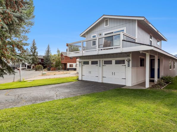 464 Christie Dr