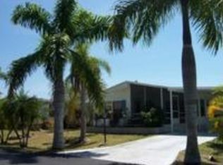 227 Grosbeak Ln, Naples, FL 34114
