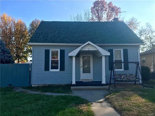 3 E Birch St photo 1