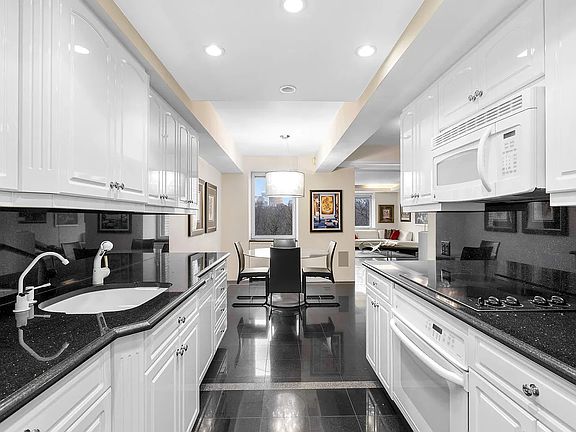 4th image of 860 5th Ave #78B