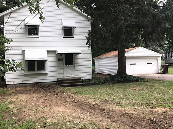 2nd image of 7407 Parker Dr