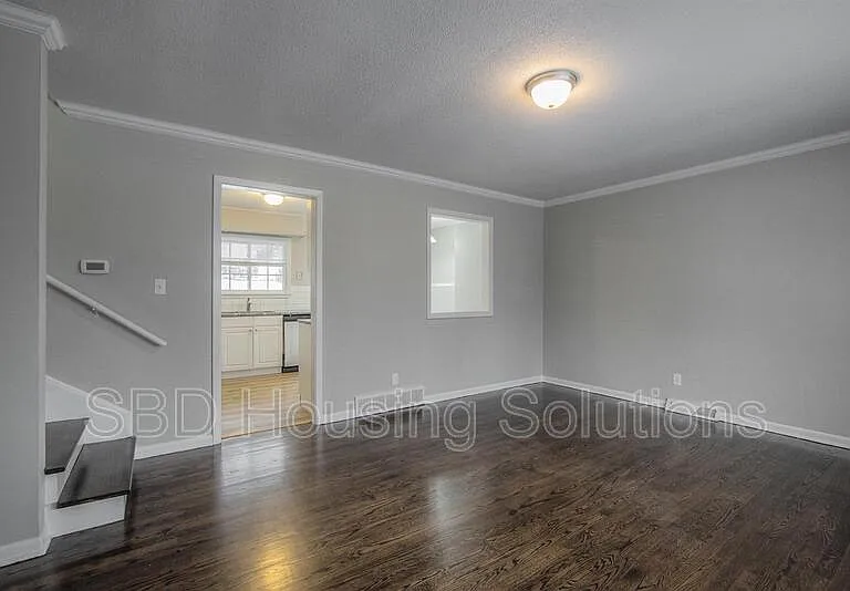 16003 E 35th St S — Photo 5
