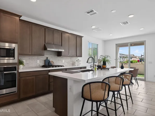 9341 E SEBRING Avenue, Mesa, AZ 85212