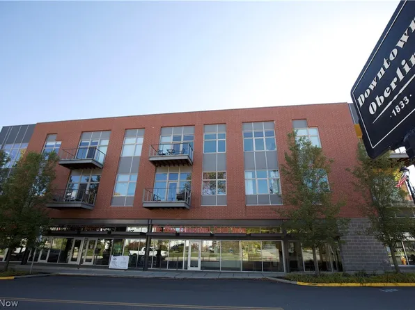 55 E College St APT 212, Oberlin, OH 44074