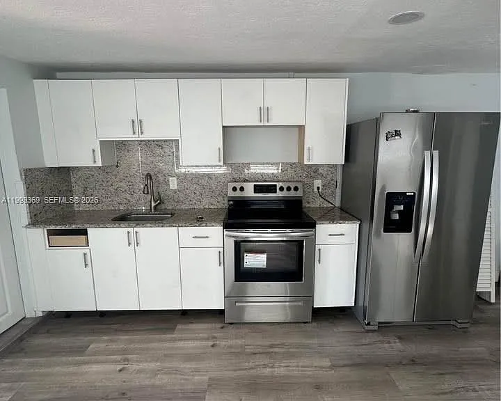 7620 SW 21st Ter #2 — Photo 3
