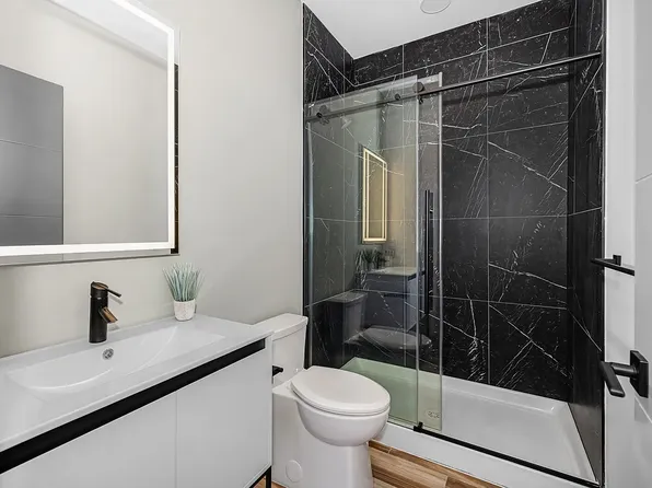 1435 10th Street image 20 of 59