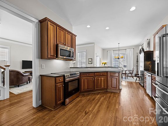 5th image of 12725 James Blakeney Ave